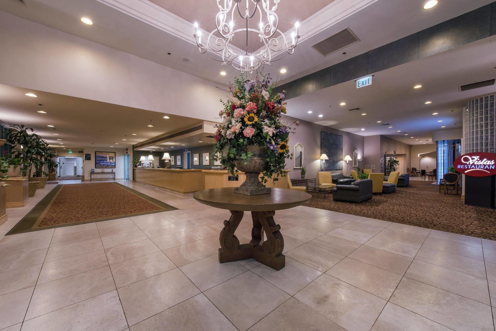 Grand Vista Hotel Сими-Вэлли Экстерьер фото