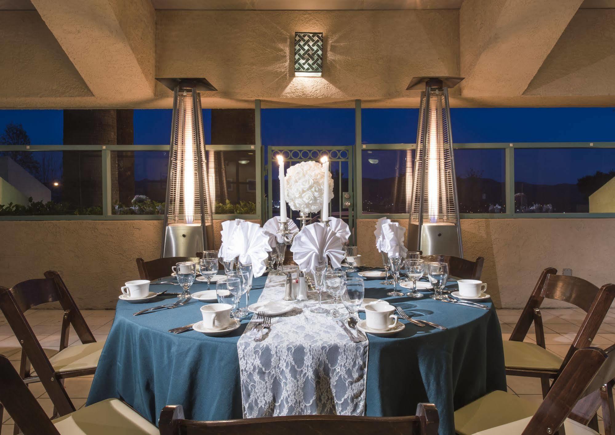 Grand Vista Hotel Сими-Вэлли Экстерьер фото
